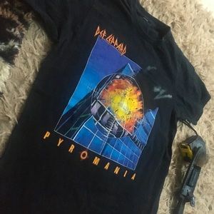 Def Leppard T shirt Pyromania S